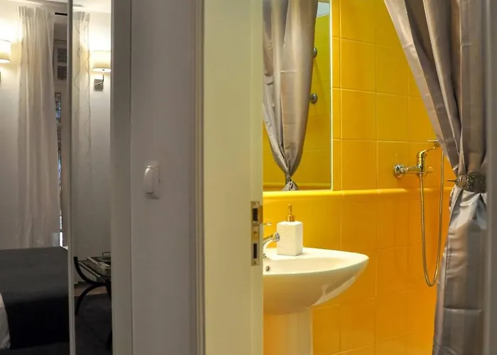 Stylish Gilao In Taviras Historical Centre *